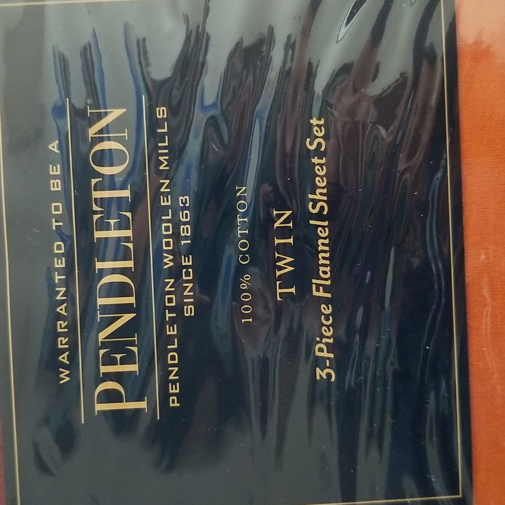 Pendleton flannel sheets - Picture 3 of 5